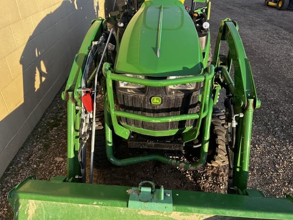 Image of John Deere 1025R equipment image 2