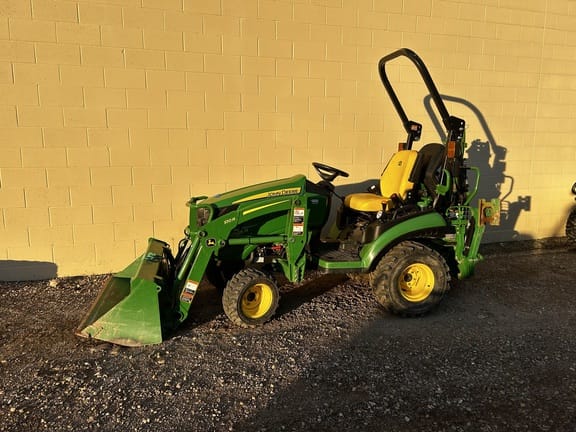 2021 John Deere 1025R Equipment Image0