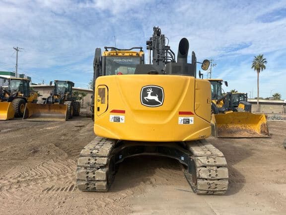 Image of John Deere 135G equipment image 3
