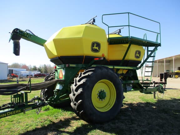 Image of John Deere 1910 equipment image 2