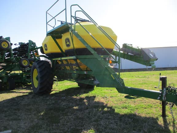 Image of John Deere 1910 equipment image 3