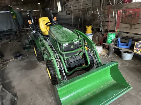 Image of John Deere 2025R Primary image