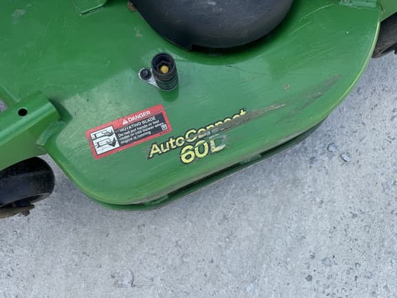 Image of John Deere 2025R equipment image 2