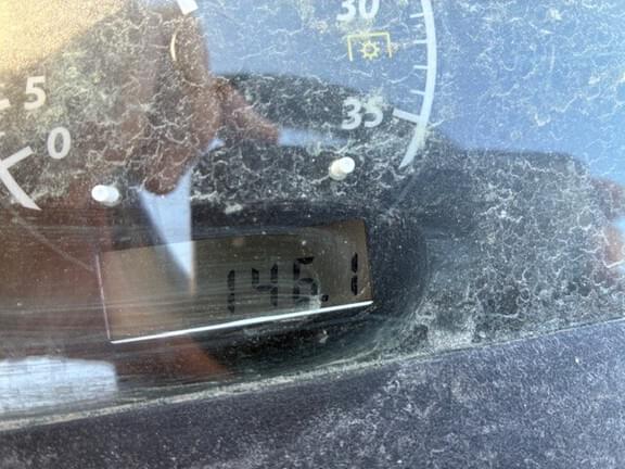 Image of John Deere 2025R equipment image 2