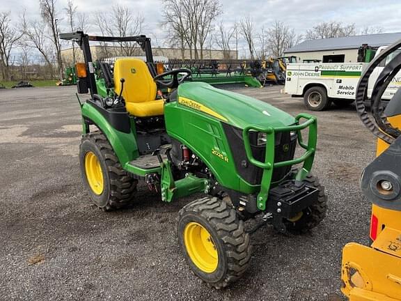 Image of John Deere 2025R Primary image