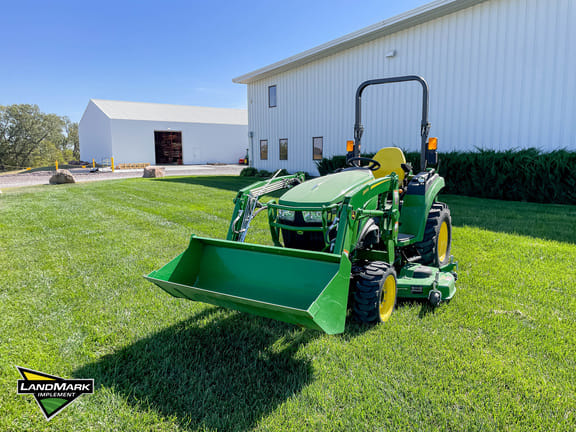 2021 John Deere 2038R Equipment Image0