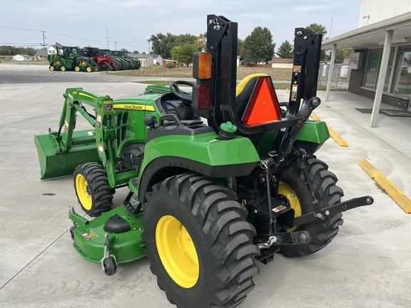 Image of John Deere 2038R equipment image 3