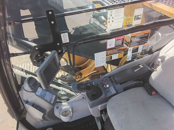 Image of John Deere 210GLC equipment image 4