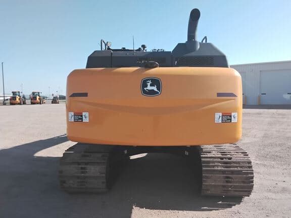 Image of John Deere 210GLC equipment image 2