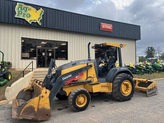 2021 John Deere 210L EP Equipment Image0