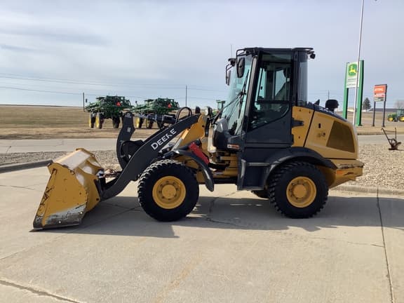 Image of John Deere 244L equipment image 4
