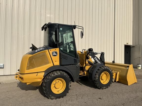 Image of John Deere 244L equipment image 2
