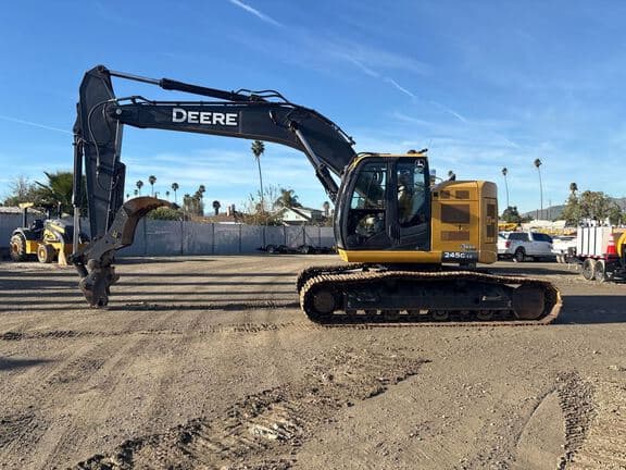 Image of John Deere 245G equipment image 1