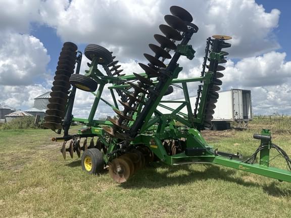 Image of John Deere 2633 equipment image 2