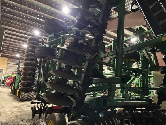 Image of John Deere 2633 equipment image 4