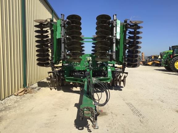 Image of John Deere 2635 equipment image 3