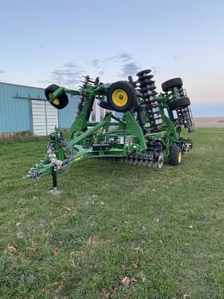 Image of John Deere 2660VT Primary image