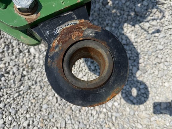 Image of John Deere 2660VT equipment image 2