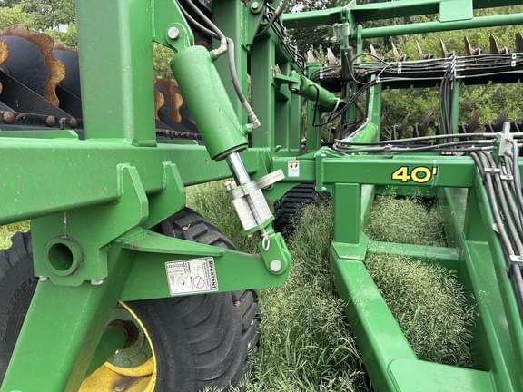 Image of John Deere 2680H equipment image 4