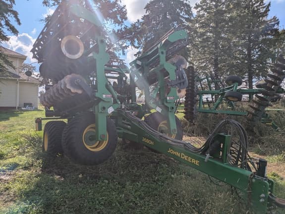 Image of John Deere 2680H equipment image 2