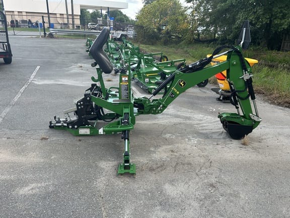 2021 John Deere 270B Equipment Image0