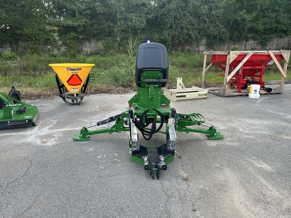 Image of John Deere 270B equipment image 1