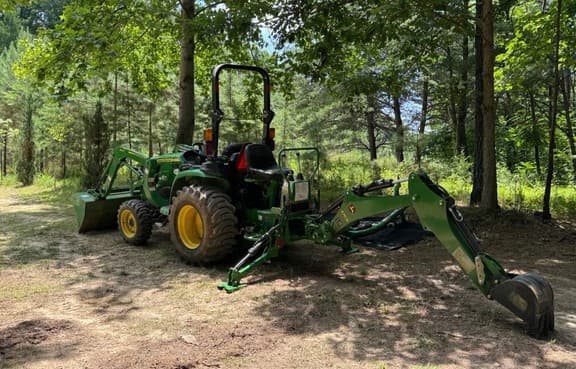 Image of John Deere 3025E equipment image 2