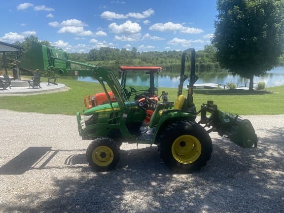 Image of John Deere 3025E Image 0