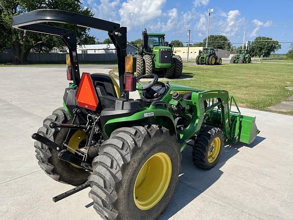 Image of John Deere 3025E equipment image 3