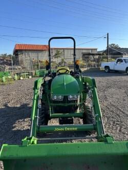 Image of John Deere 3025E equipment image 2