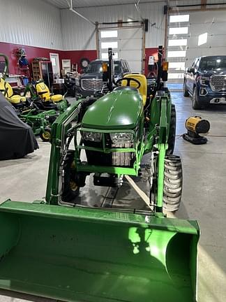 Image of John Deere 3025E equipment image 1
