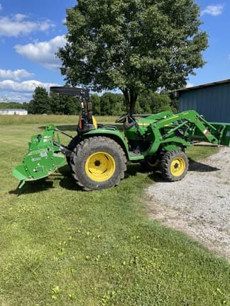Image of John Deere 3025E equipment image 3