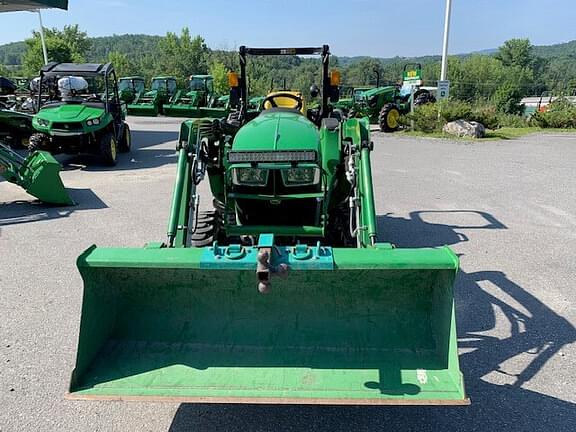 Image of John Deere 3025E equipment image 2