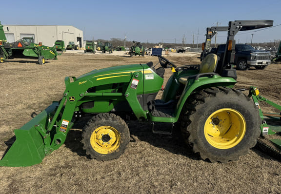 2021 John Deere 3038E Equipment Image0