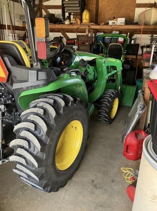 Image of John Deere 3038E equipment image 1
