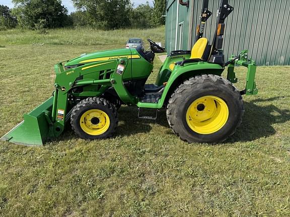 Image of John Deere 3038E equipment image 2