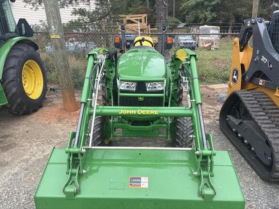 Image of John Deere 3039R Primary image