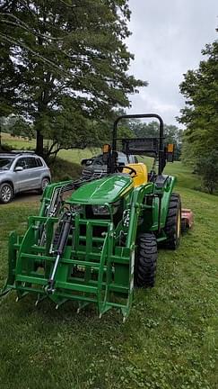 Image of John Deere 3043D equipment image 2