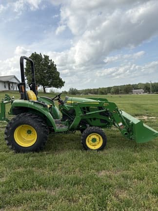 Image of John Deere 3043D equipment image 1