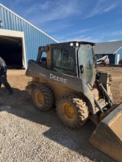 Image of John Deere 324G equipment image 3