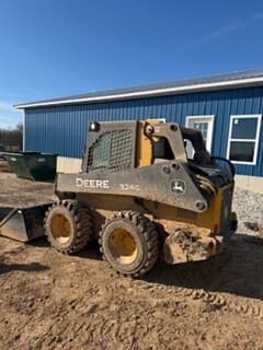 Image of John Deere 324G Primary image