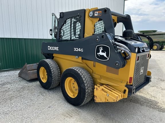 Image of John Deere 324G equipment image 2
