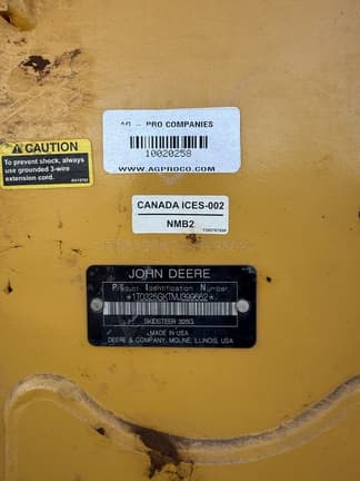 Image of John Deere 325G equipment image 4