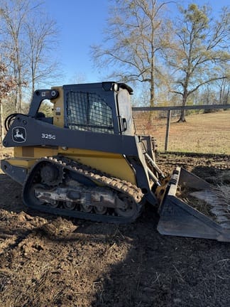 2021 John Deere 325G Equipment Image0