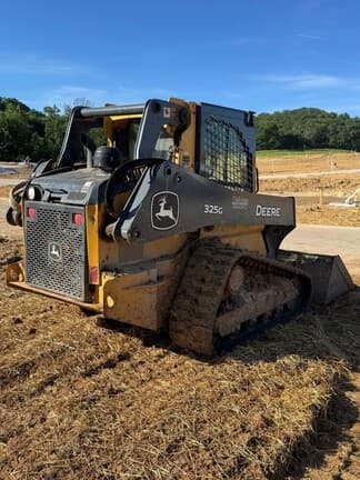 Image of John Deere 325G equipment image 2