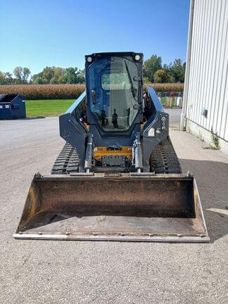 Image of John Deere 331G equipment image 3