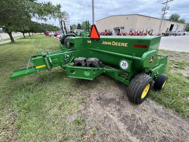 Image of John Deere 348 equipment image 4