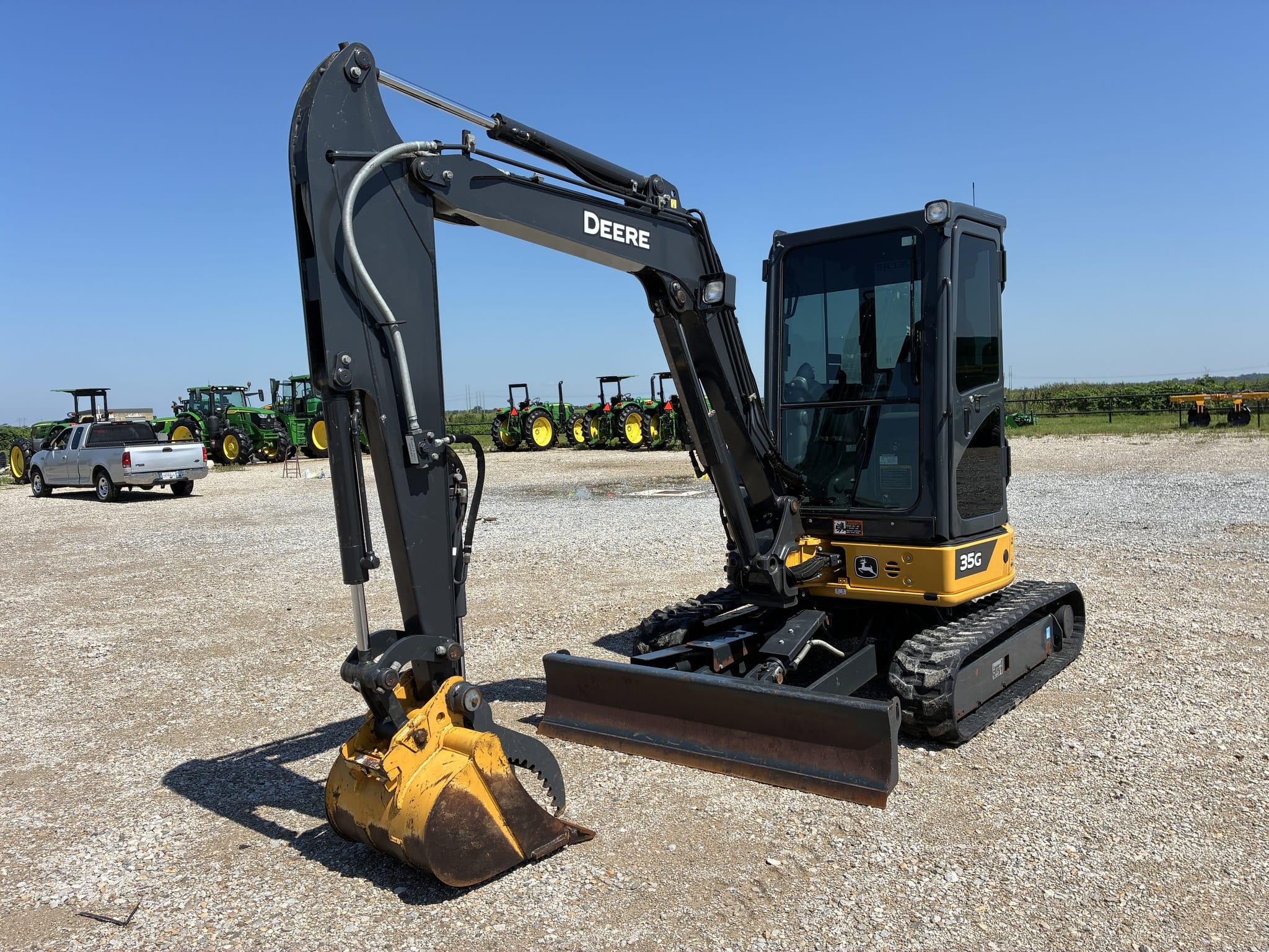 2021 John Deere 35G Equipment Image0