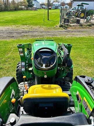 Image of John Deere 4044M equipment image 4