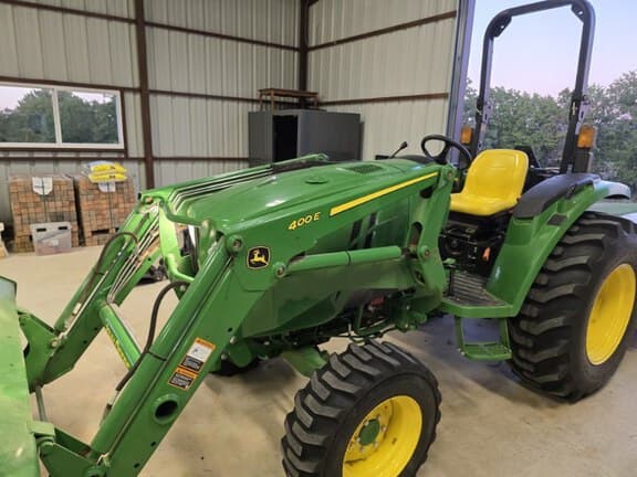 Image of John Deere 4044M equipment image 2